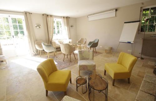 Compiegne House | Discover Le Moulin de L'Ortille - Family-Friendly Retreat