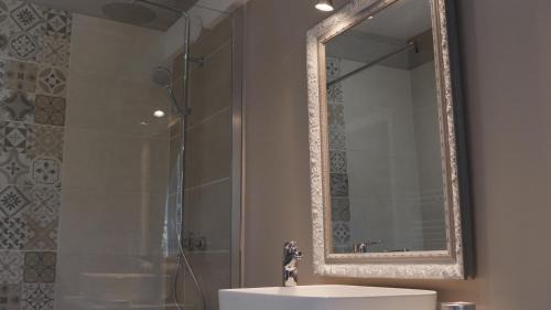 Compiegne House | Discover Le Moulin de L'Ortille - Family-Friendly Retreat