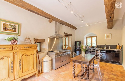 Lalheue House | Delightful Le Moulin de Lalheue: Pet-Friendly Retreat