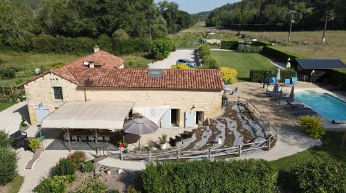 Plazac Bed & Breakfast | Unforgettable Stays at Le Moulin de Mayence with Ocean Views