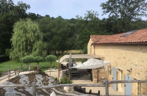 Plazac Bed & Breakfast | Unforgettable Stays at Le Moulin de Mayence with Ocean Views
