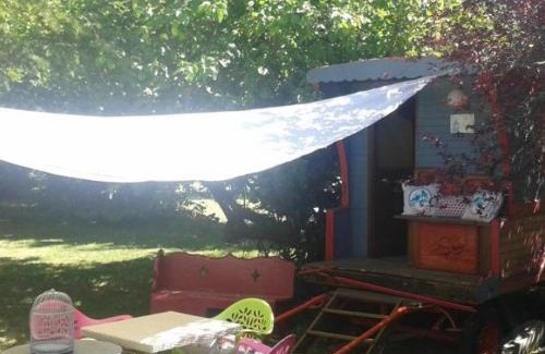 Cabries Bed & Breakfast | Discover Oceanfront Bliss at Le Moulin de Sonnailles