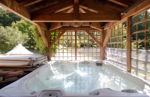 Saint-Paul-de-Varax House | Discover Tranquility at Le Moulin de Varax with Ocean Views