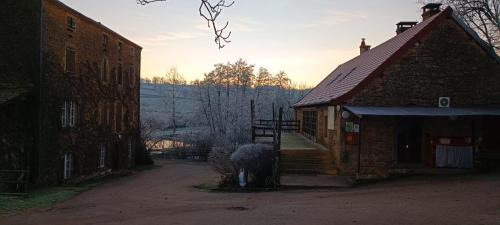 Nochize Bed & Breakfast | Le moulin de vaux