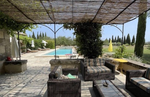 Eyragues House | Experience Elegance at Le Moulin des Rosiers with Pool Access