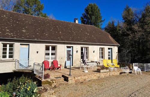 Saint-Yrieix-la-Perche House | Discover Le Moulin: Pet-Friendly Retreat with Pool Access