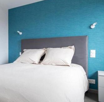 Clairmarais Apartment | Experience Le Moulin Rouge de CLAIRMARAIS with Ocean Views