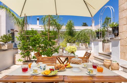 Specchia Apartment | Elegant Le Mule Suite and Rooms - Family Friendly Getaway