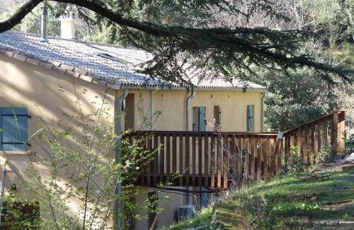 Saint-Andre-de-Majencoules House | Relax at Le Murmure des Cèdres - Top-Rated Gîte in Cévennes