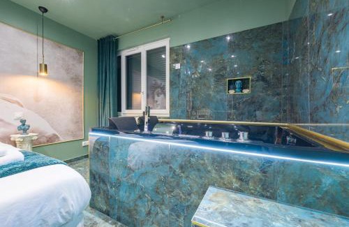 Montgeron Apartment | Indulge at Le Musée d’Aphrodite with Jacuzzi & Family Fun