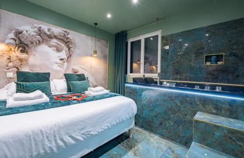 Montgeron Apartment | Indulge at Le Musée d’Aphrodite with Jacuzzi & Family Fun
