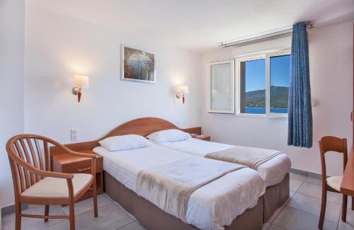 Propriano Hotel | Relax at Le Neptune & Spa: Pet-Friendly with Great Amenities