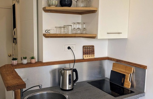 Poitiers Apartment | Le Nichoir - Charming, light-filled studio in the heart of the historic city center