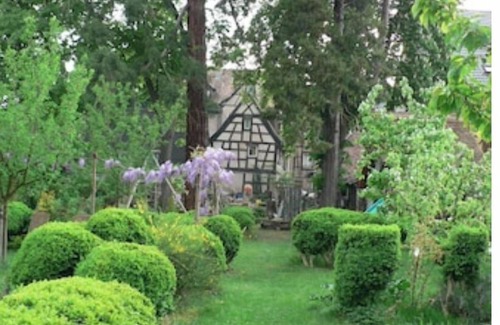 Barr House | Experience Comfort at Le Nid, Le Temps des Cigognes
