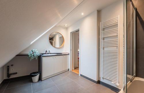 Krutenau Apartment | Comfortable Duplex Stay at Le Nid de la Krutenau