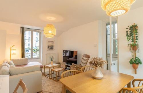 Blois Apartment | Exceptional Le Nid de Saint Honoré - Family-Friendly Escape