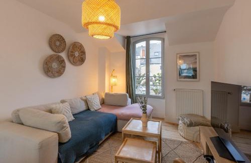 Blois Apartment | Exceptional Le Nid de Saint Honoré - Family-Friendly Escape