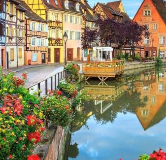 Selestat Apartment | Tranquil Retreat at Le nid des Pruniers with Private Parking