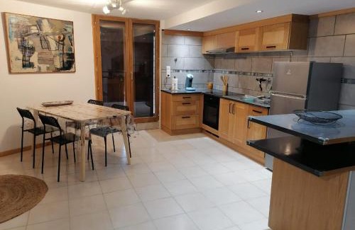 Sciez Apartment | Cozy Retreat at Le Nid du Chat Noir - Child Friendly Stay
