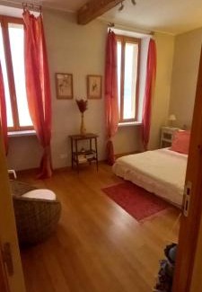 Rabastens Apartment | Discover Family-Friendly Comfort at Le Nid Hotel