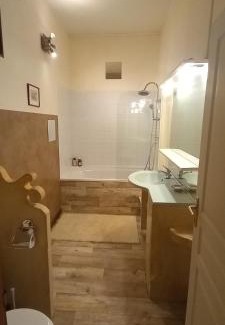 Rabastens Apartment | Discover Family-Friendly Comfort at Le Nid Hotel