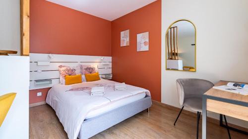 Faubourg-Raines Apartment | Cozy Retreat at Le Nid - Guest Rated 9.6/10