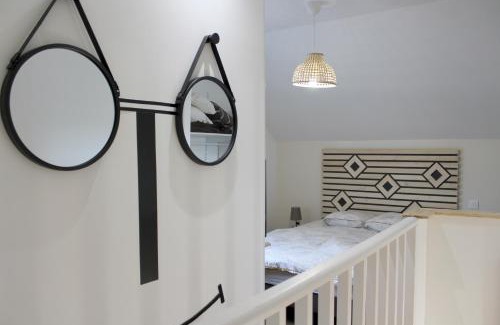 Marigny-le-Lozon Apartment | Discover Duplex Sympa: Ideal Base Near D-Day Beaches