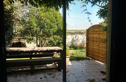 Fouras House | Oceanfront Retreat: Le Nid with Stunning Views & Amenities
