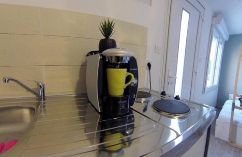 Ganagobie House | Pet-Friendly Le Nid sur la Durance with Pool & Spa
