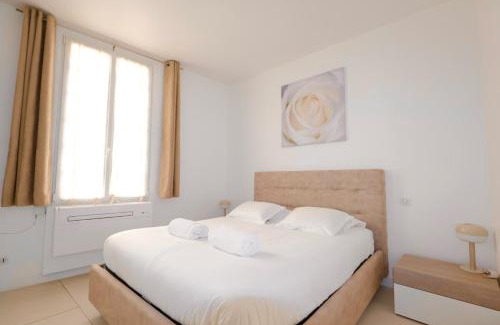 Antibes Old Town Apartment | Le Nine - Apt 2 prs standing Vieil Antibes