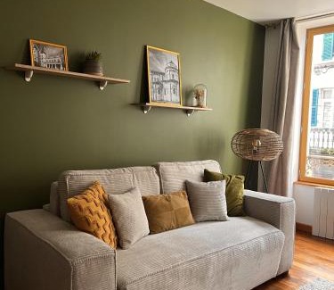 Nevers Apartment | Stay at Le Noeud Vert: Cozy Apartment with Spa & Gym Access