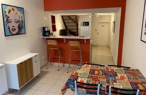 Beaufort-en-Vallee Apartment | Family-Friendly Retreat at Le Numéro 5 Hotel