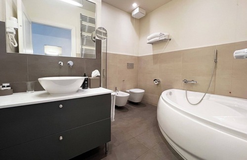 Genoa Historical Centre Hotel | Discover Le Nuvole Residenza d'epoca: Rated 9.2/10 Stay