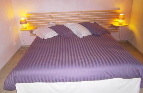 Saint-Andre-en-Vivarais House | Relax at Le Péché de Paresse with Ocean Views & More