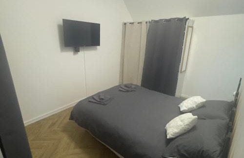 Cramant Apartment | Family-Friendly Retreat at Le Pétillant Hotel