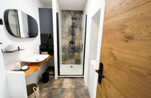 Saint-Leu Apartment | Unforgettable Stay at Le Pétrel Bleu by Tortues Beach
