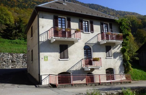 Les Chavannes-en-Maurienne House | Discover LE PRESBYTERE - Perfect for Families in Maurienne