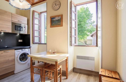 Les Chavannes-en-Maurienne House | Inviting Stay at Le Presbytere in Les Chavannes