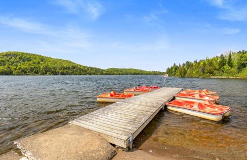 Sainte-Lucie-des-Laurentides House | Family-Friendly Le P'tit Bonheur - Beach with Activities