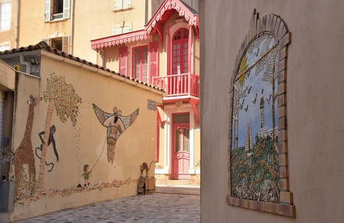 La Chaume Apartment | Cozy Le P'tit Chaumois Near the Rocky Coast and Ocean Views