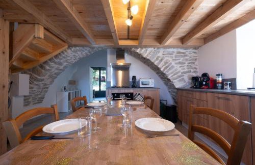 Fraissinet-de-Fourques House | Le p'tit pelet