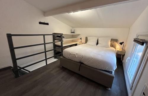 Senlis Apartment | Welcoming Le Paddock - Cozy Flat in Senlis, Rated 9.8