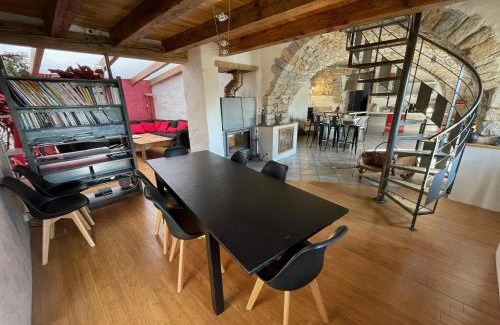 La Cresse House | Stunning Le Paillier d'Etienne: Oceanfront Relaxation Awaits