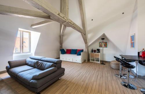 Dijon Centre Ville Apartment | Exceptional Stay at Le Palais - 4-Star Family Friendly Hotel