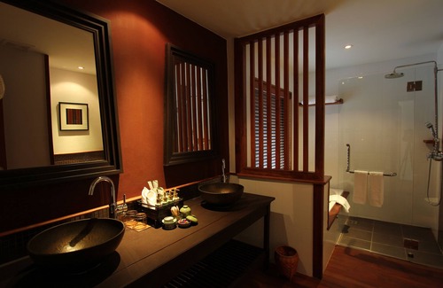 Luang Prabang Resort | Discover Le Palais Juliana: Family-friendly with Pool & Spa