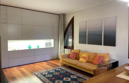 Padova Apartment | Modern Elegance at Le Palme with Private Garage & Hot Tub