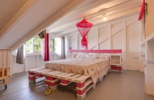 Trois-Rivieres House | Cozy Le Papayé: Ocean Views & Family-Friendly Amenities