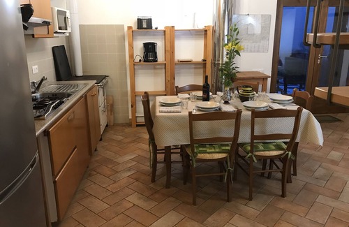Montemezzo House | Pet-Friendly Le Papere Apartment with Ocean View & Pool
