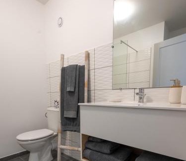 Trois-Ilets Apartment | Family-Friendly Stay at Le Paradis Bleu - Rated 9.6/10
