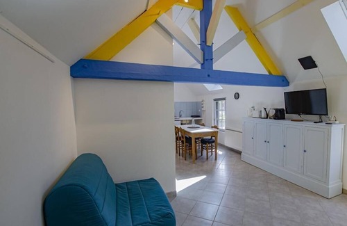 Saint-Thibault House | Discover Le Paradis des Ecureuils: Pet-Friendly Retreat